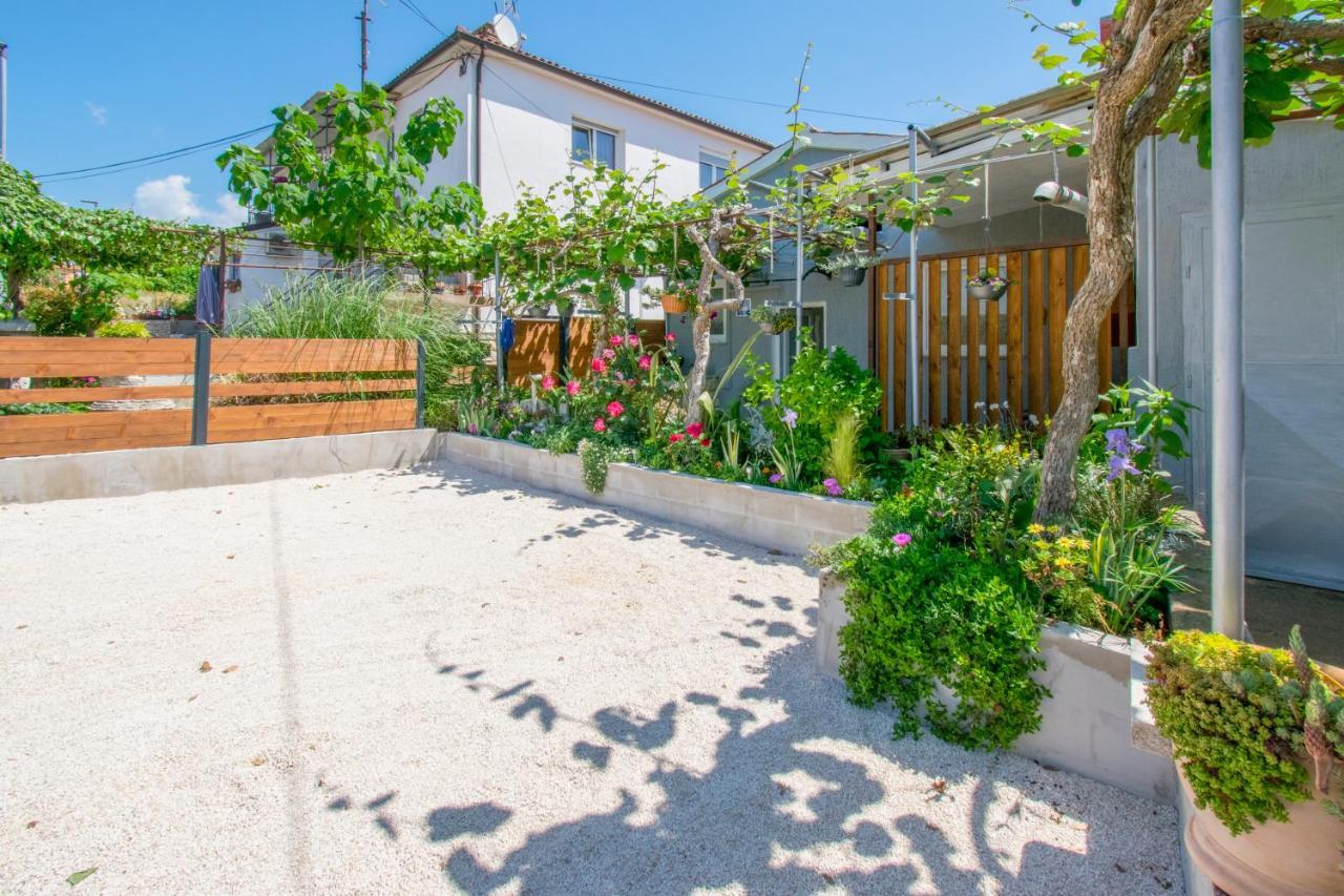 Apartman Enjoy Rovinj Exterior foto